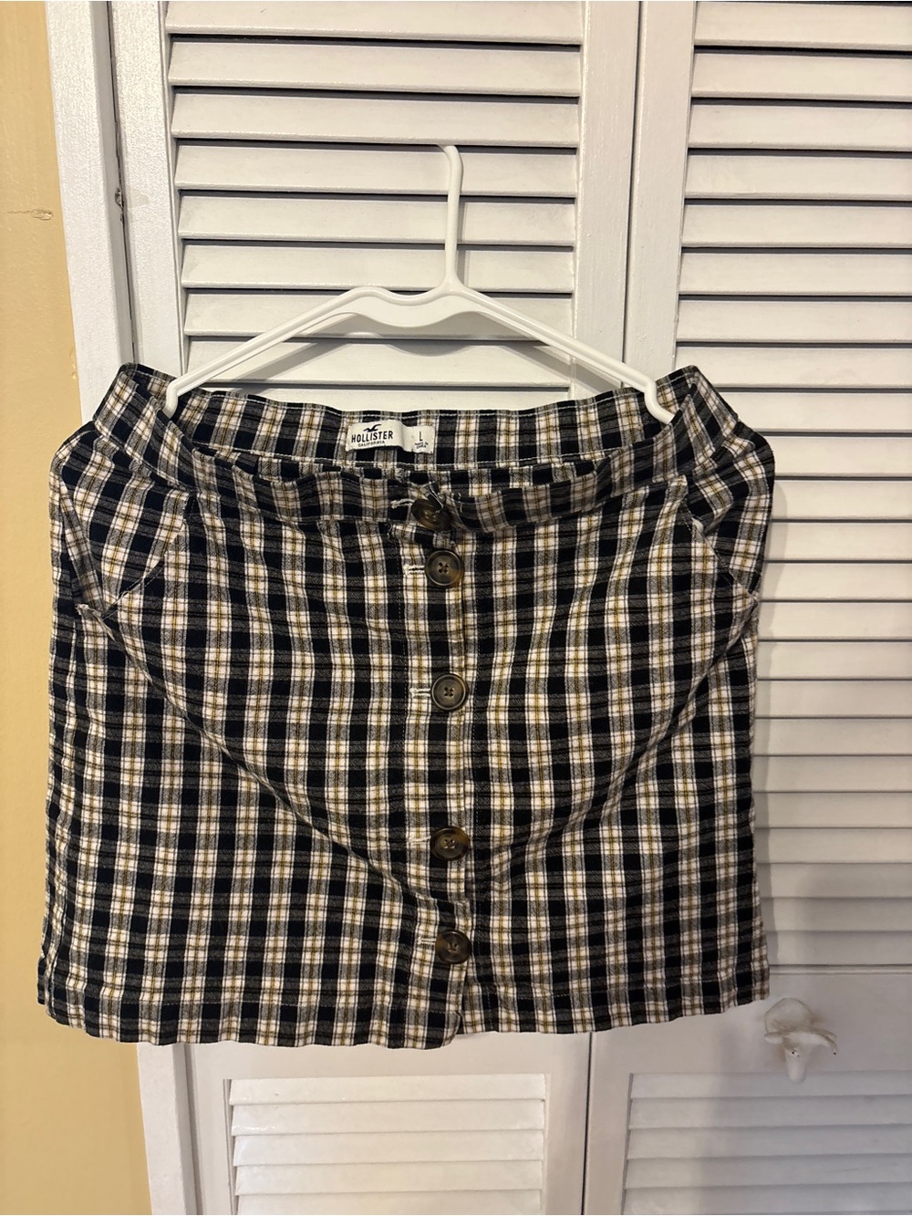 Hollister Black and Cream Plaid Button-Front Mini Skirt